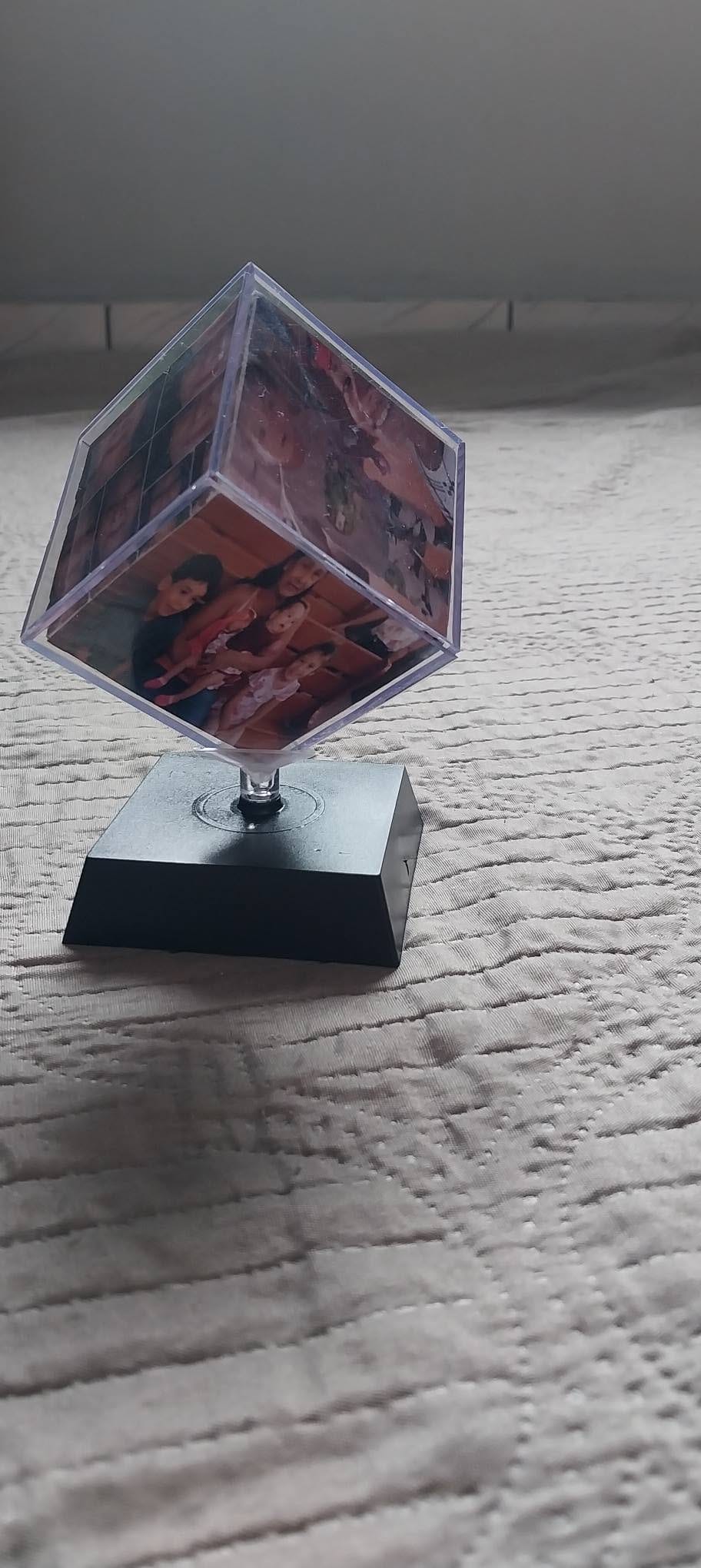 Cubo giratório